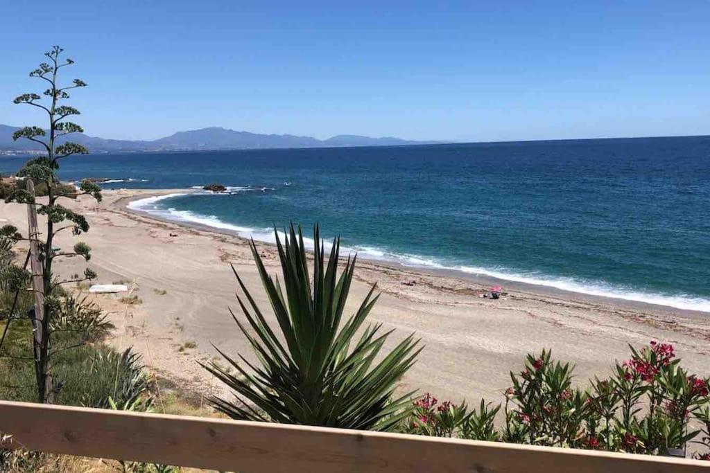 Superbe Appartement Avec Piscine A 800M De La Mer Bahia de Casares Exterior foto